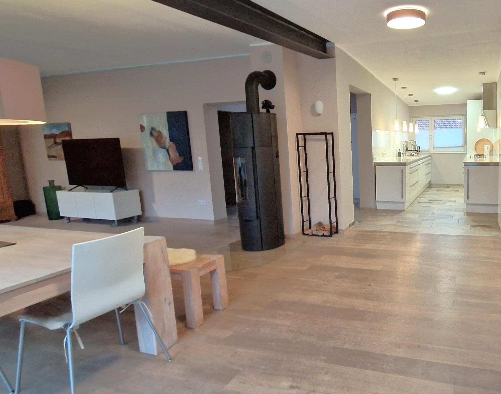 Wohnung Mit Sauna, Garten & Schwimmteich ビーティッヒハイム・ビッシンゲン エクステリア 写真